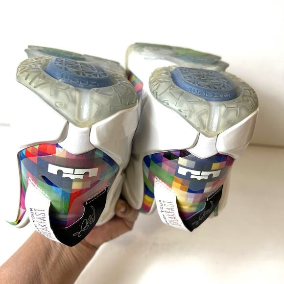 Nike LeBron 12 XII EXT Prism Finish Your Breakfast Men's Sz 9 Sneaker 748861-900 - Picture 8 of 11
